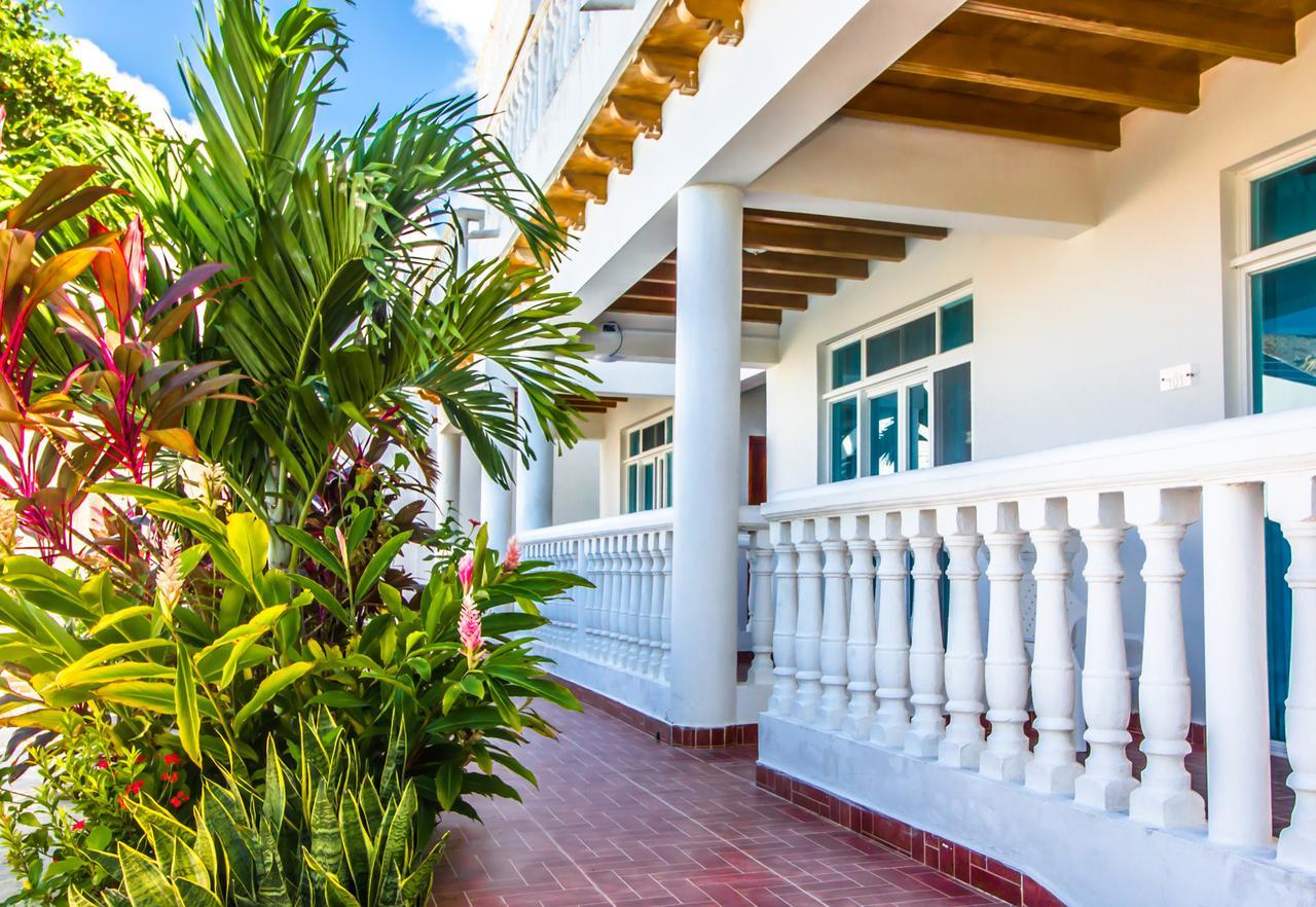 Hotel Aria Manzanillo Cartagena Exterior photo